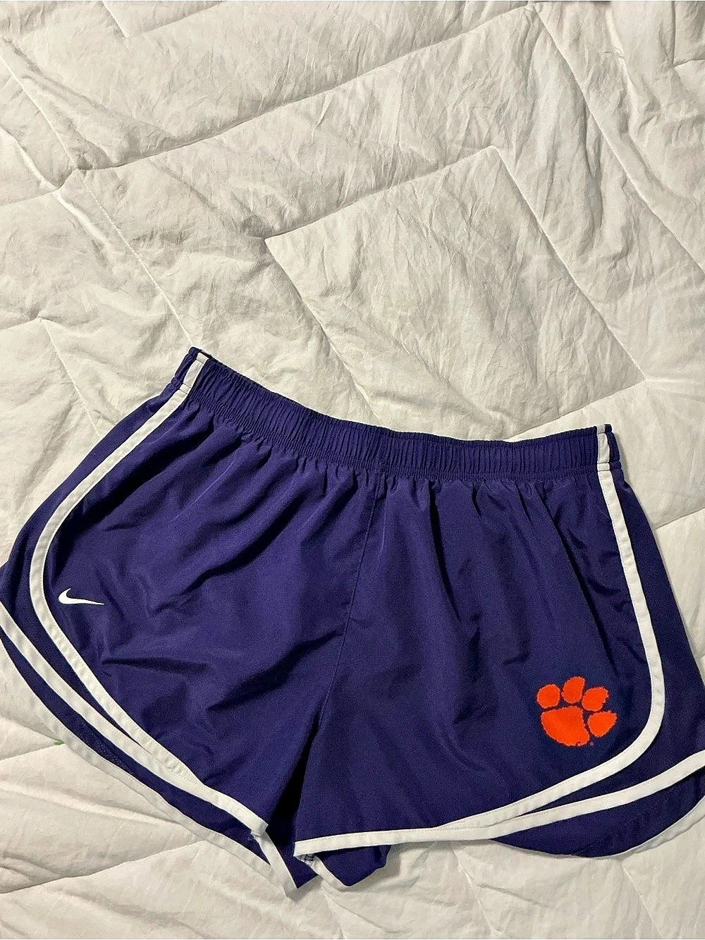 Nike Dri-FIT athletic shorts Boys XL Purple & Orange